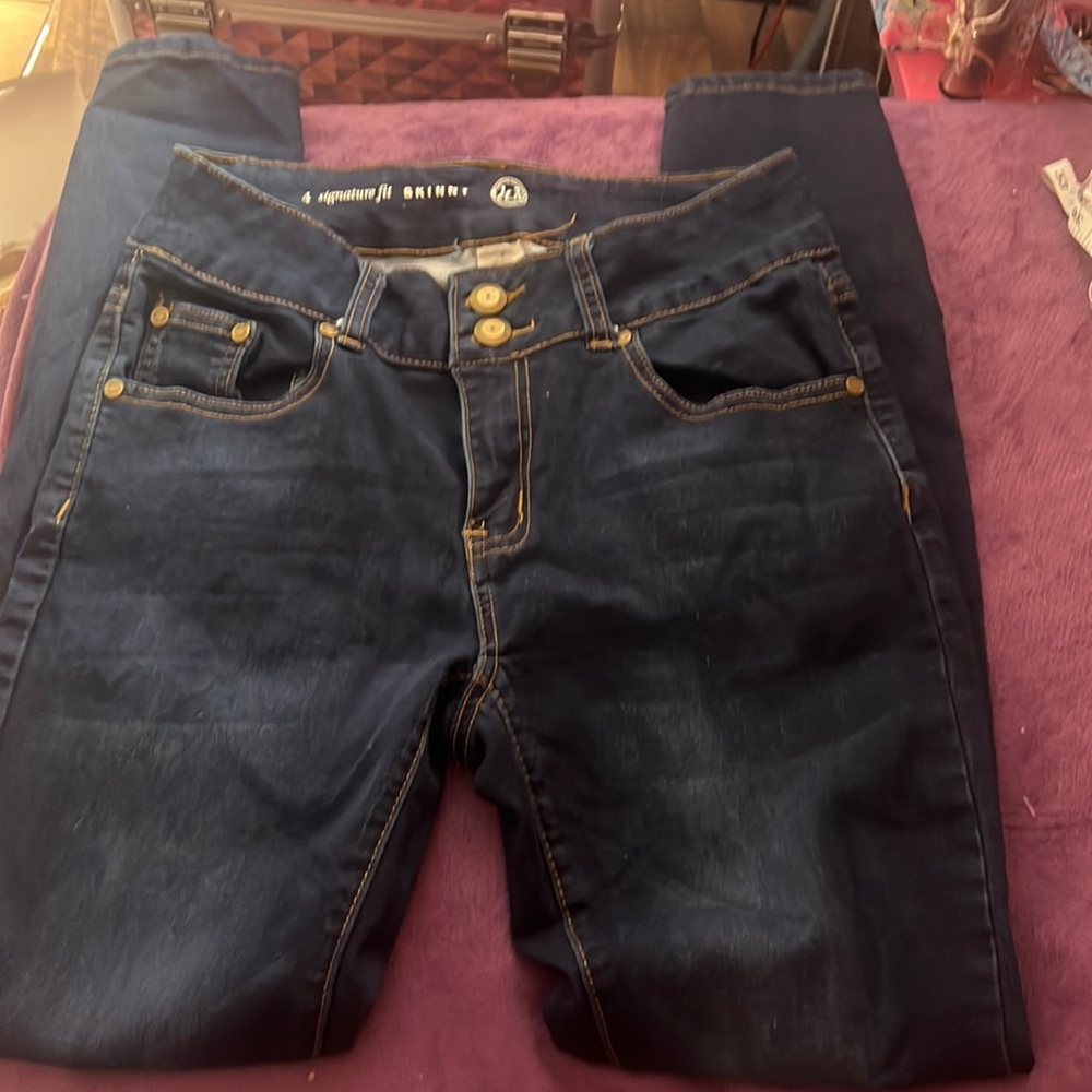 Skinny jeans size 4 stretch dark denim